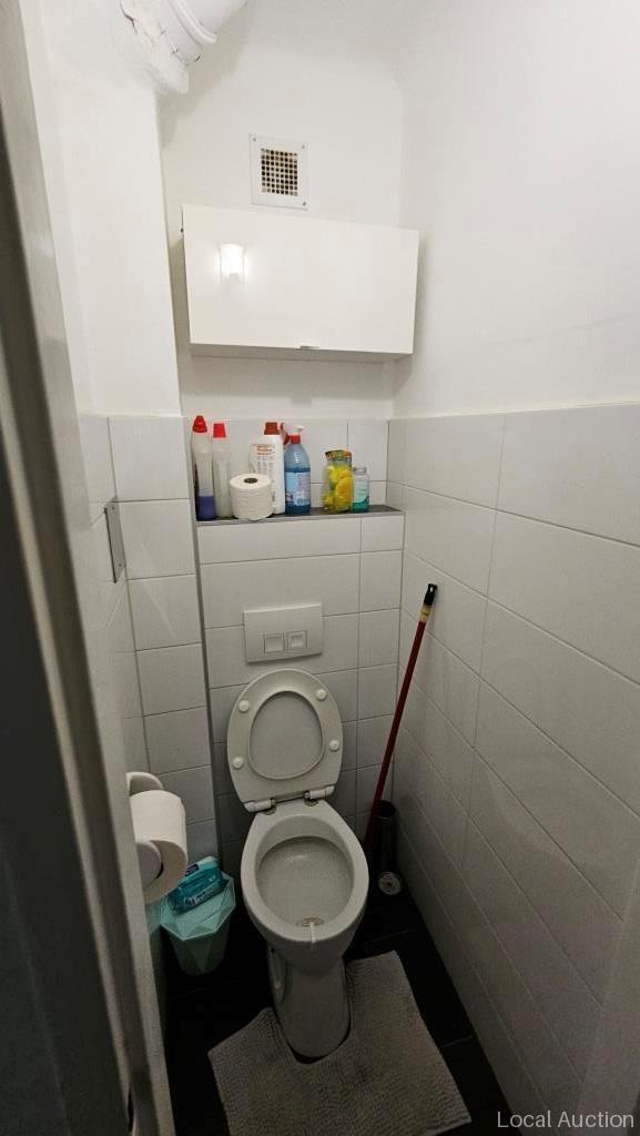 Property Inside Image perspectiv 3