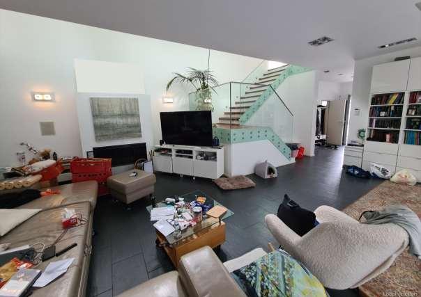 Property Inside Image perspectiv 1