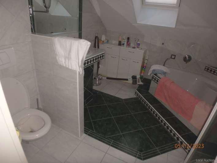 Property Inside Image perspectiv 4