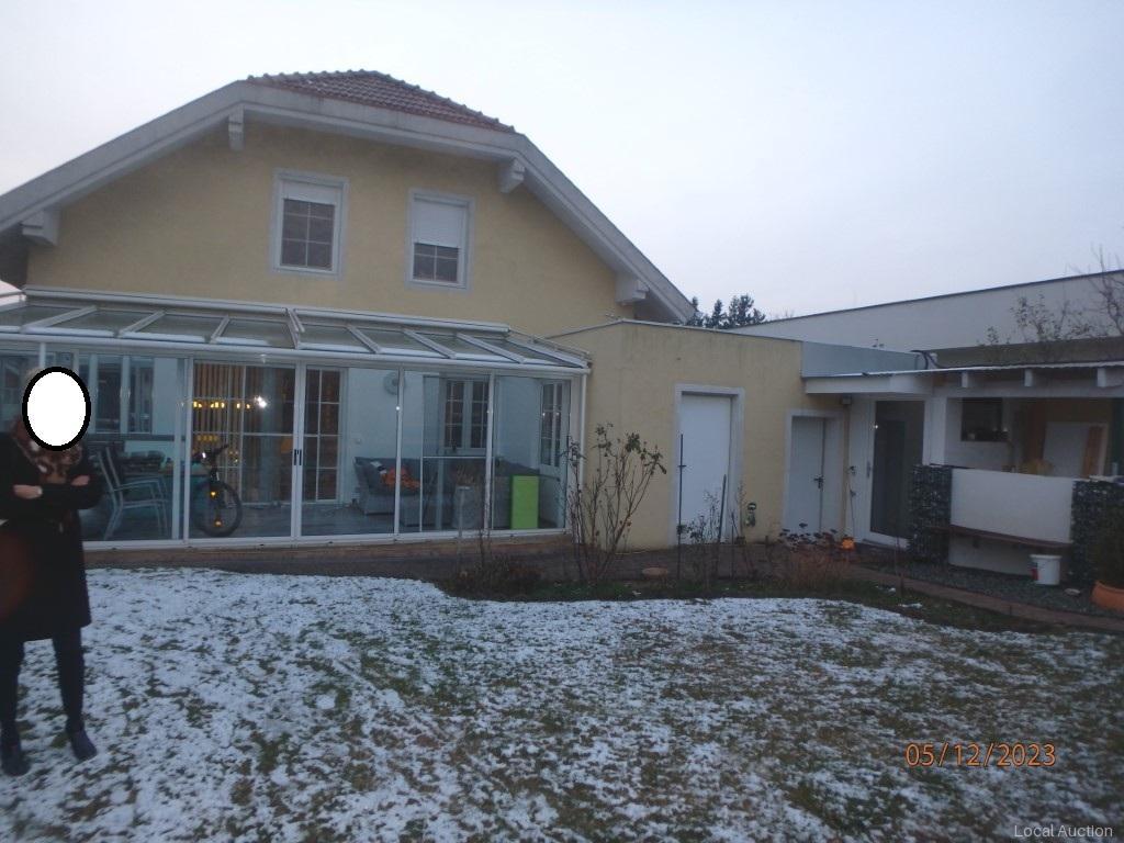 Property Inside Image perspectiv 1