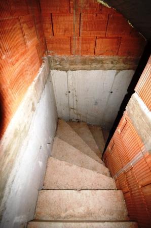 Property Inside Image perspectiv 3